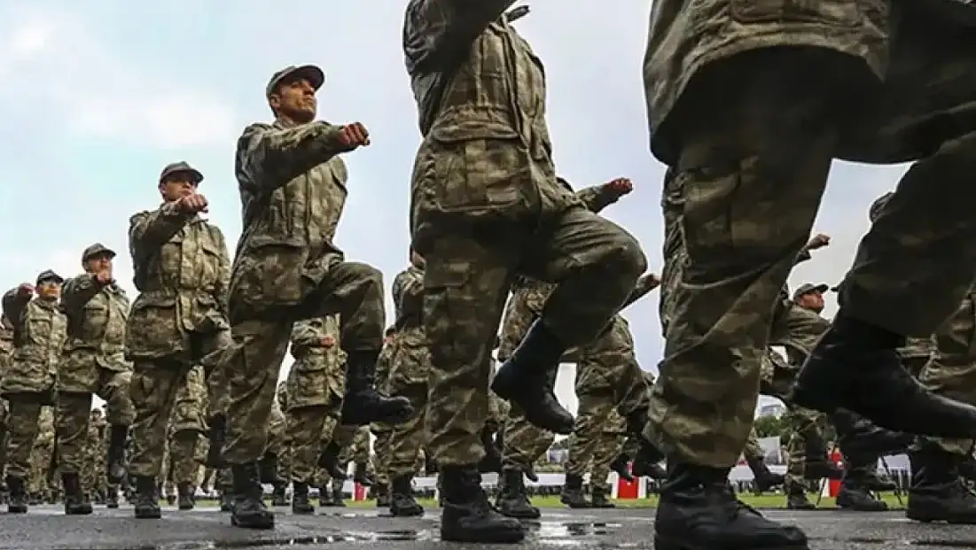 AK Parti’den dövizle bedelli askerlikte değişiklik hazırlığı