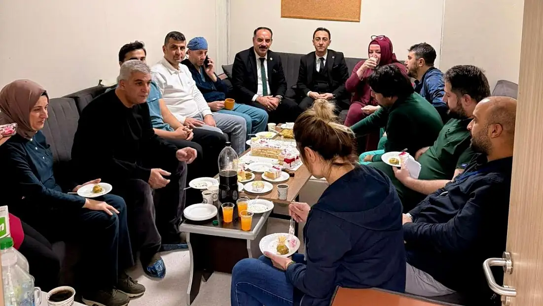 Anestezi Teknisyen ve Teknikerleri Günü kapsamında sağlık çalışanlarına ziyaret