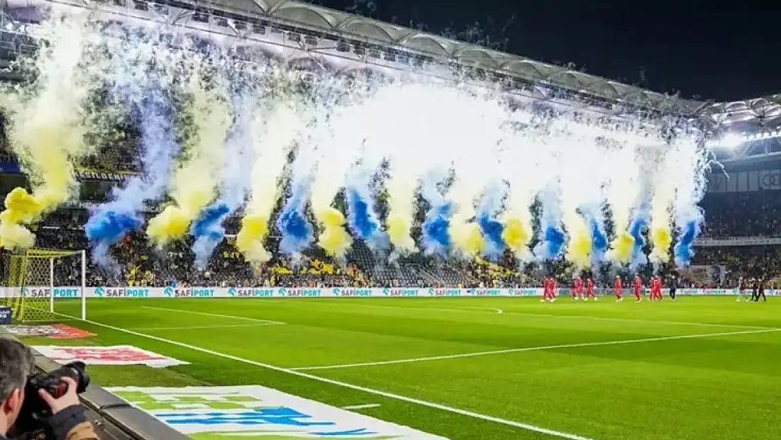 Anlaşma tamam, imzayı atıyor! Galatasaray'dan Fenerbahçe'ye olay transfer