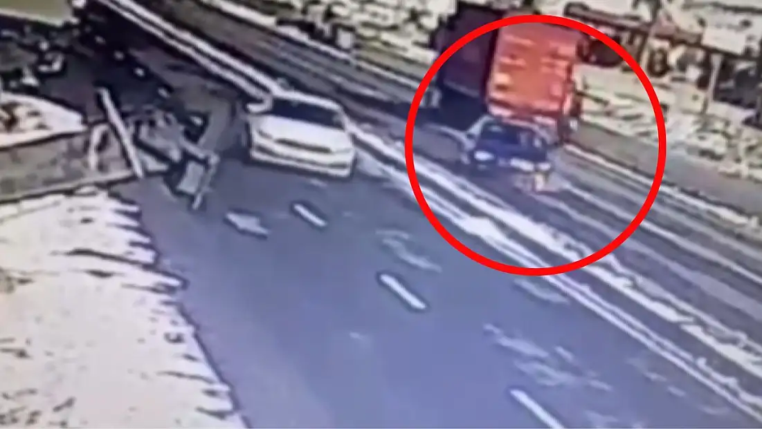 Batman’da feci kaza kamerada: Çarpmanın etkisiyle metrelerce savrulan yaya hayatını kaybetti