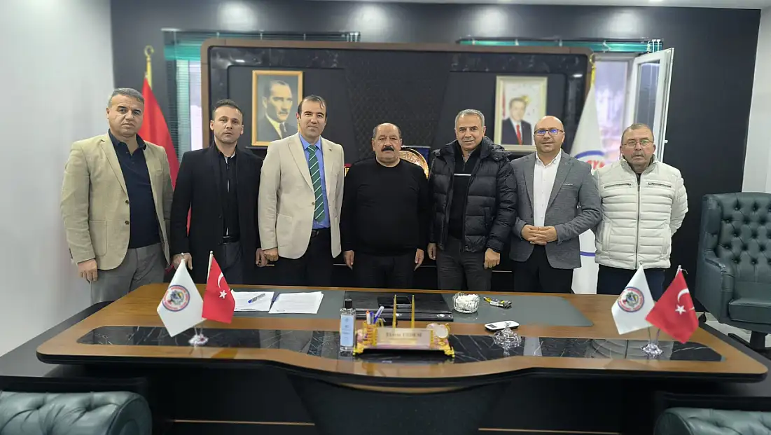 Baykan Belediyesi’nde memurlara yüzde 120 zamlı sözleşme imzalandı