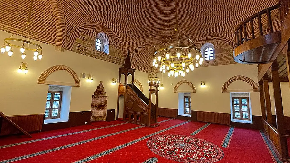 Cuma hutbesinde dikkat çeken uyarı: İbadet sadece namazdan ibaret değil!