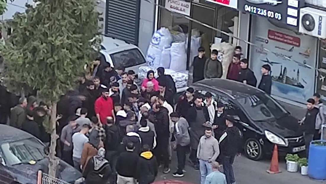 Diyarbakır’da kardeşlere silahlı saldırı: 2 yaralı