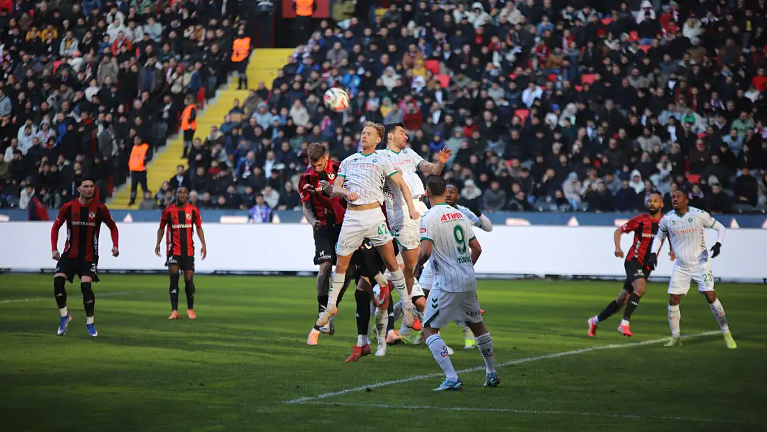 Gaziantep FK ile Konyaspor sahadan 1-1’lik beraberlikle ayrıldı