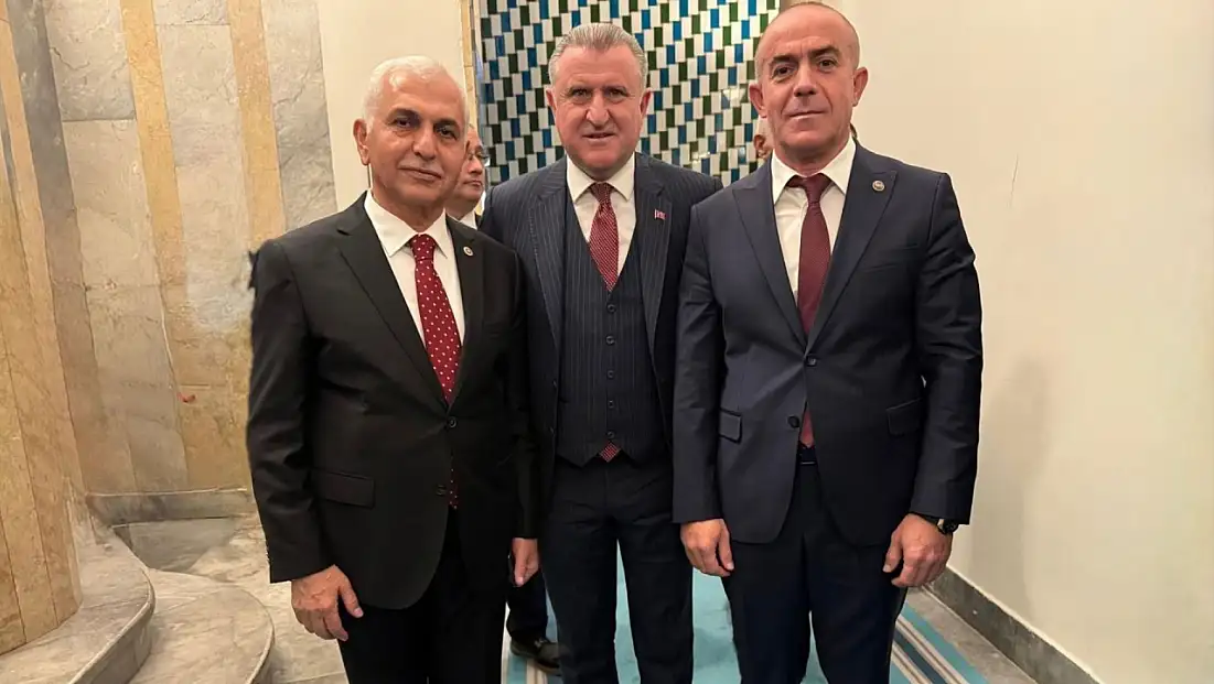 Gökçebağ’a Yarı Olimpik Yüzme Havuzu ve Spor Kompleksi Geliyor!