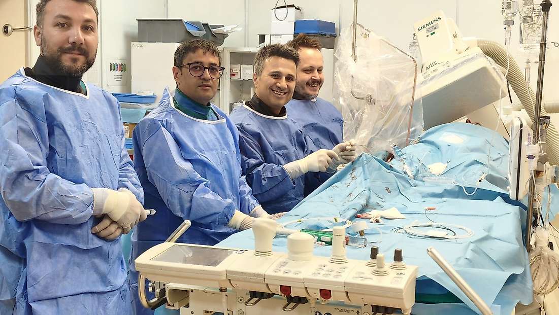 İstanbul’da Bypass Denildi, Siirt’te Stentle Tedavi Edildi