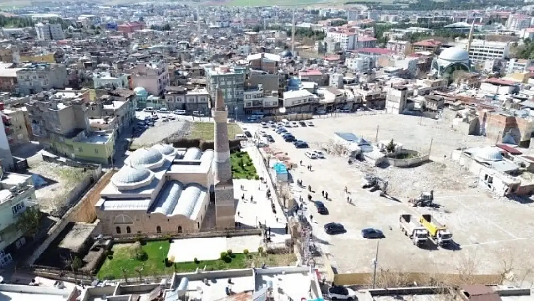 Kentsel dönüşümde yeni dönem: Kararlar kolaylaşacak, itiraz edenin payı satılabilecek