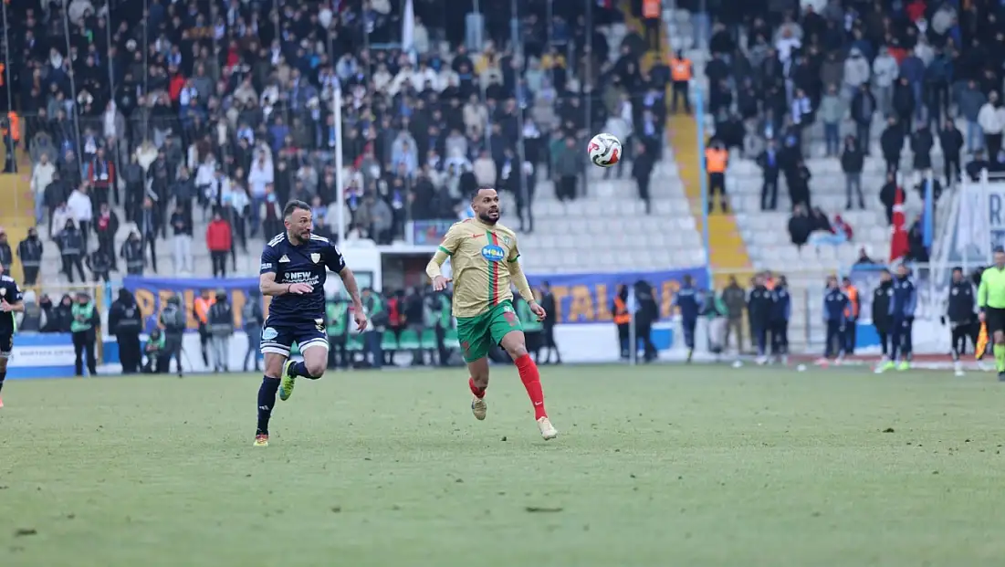 Lider Amedspor 2 Oyuncu İle Yolarını Ayırdı