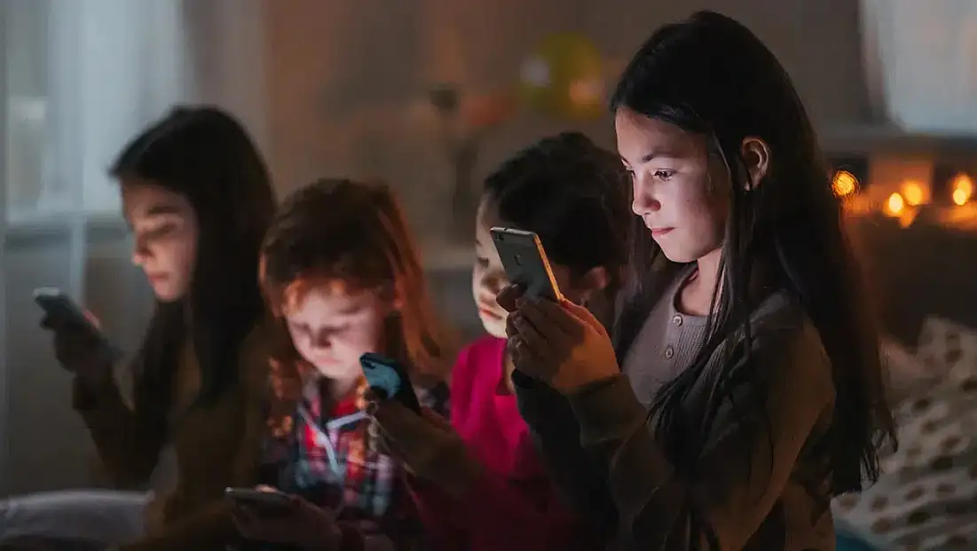 Resmî Gazete’de yayımlandı: Dijital Dünyada Çocukların Güçlendirilmesine Yönelik Eylem Planı yürürlükte