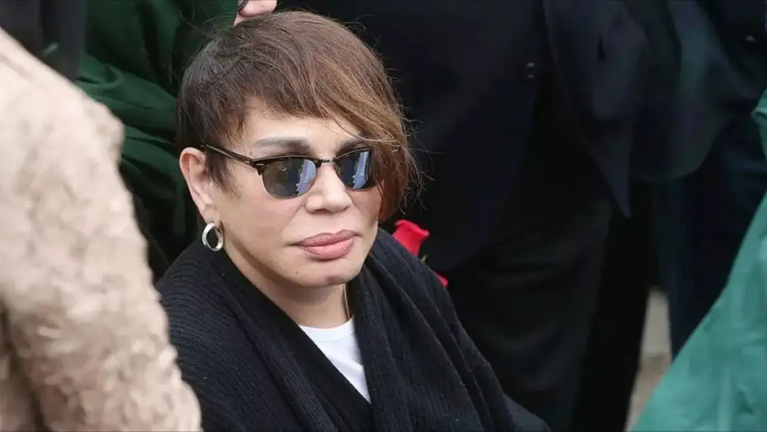 Sezen Aksu’nun testi pozitif çıktı, karantinaya alındı