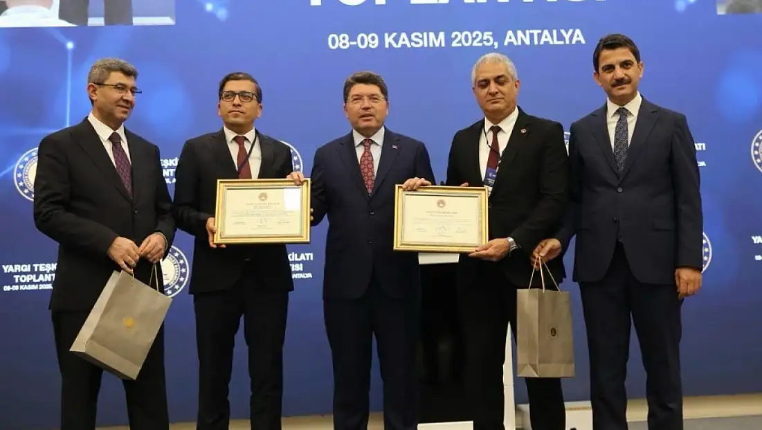 Siirt Cumhuriyet Başsavcısı Yasin Coşkun’a Adalet Başarı Belgesi