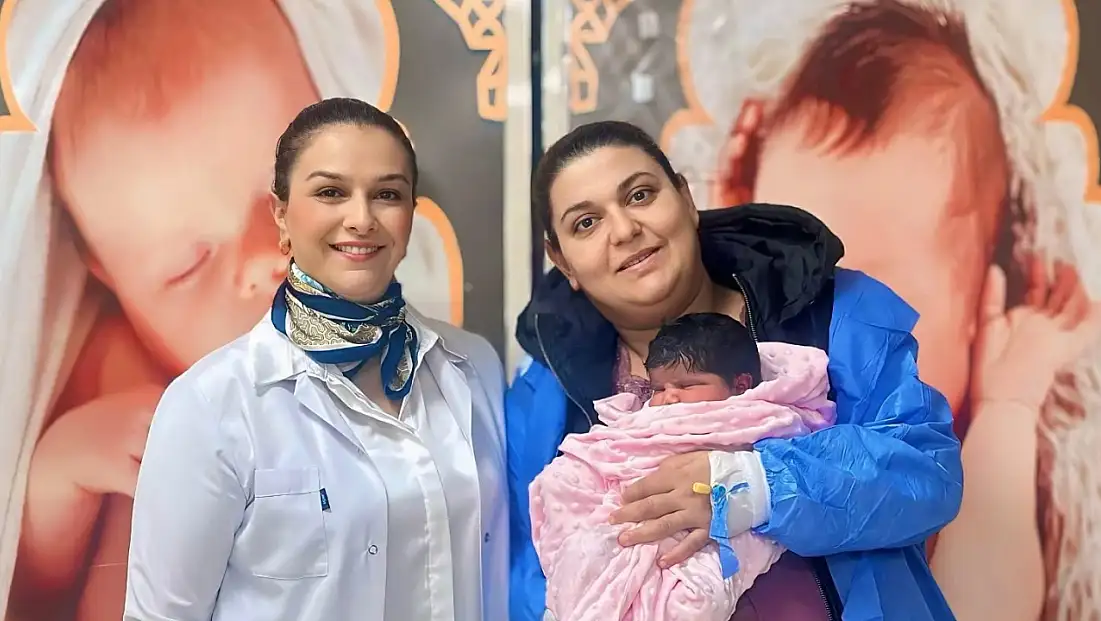 Siirt EAH’de Riskli Gebelik, Uzman Ekip Takibiyle Sağlıklı Doğumla Sonuçlandı