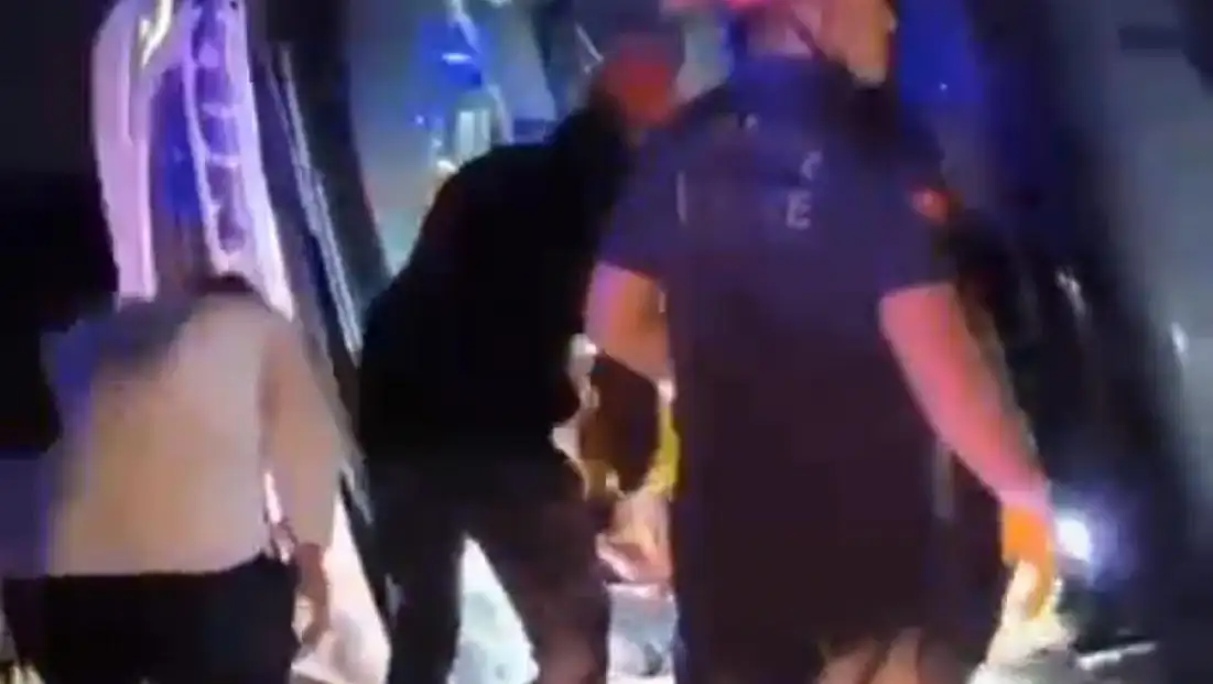 Siirt-İstanbul Seferi Yapan Yolcu Otobüsü Osmaniye Otoyolunda Devrildi: Çok Sayıda Yaralı