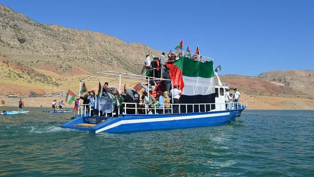 Siirt’te Botan Vadisi’nde 'Sumud İçin Özgürlüğün Dalgaları' Etkinliği