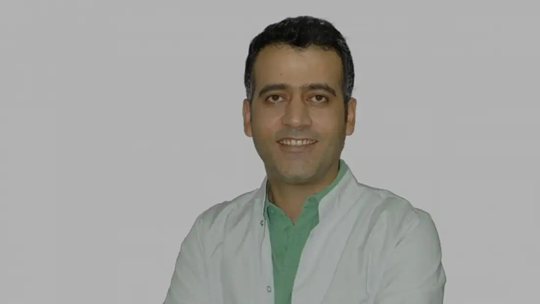 Siirt'te Cildiye Uzmanı Dr. Ömer Özdemir’den Dudak Dolgusu Uyarısı