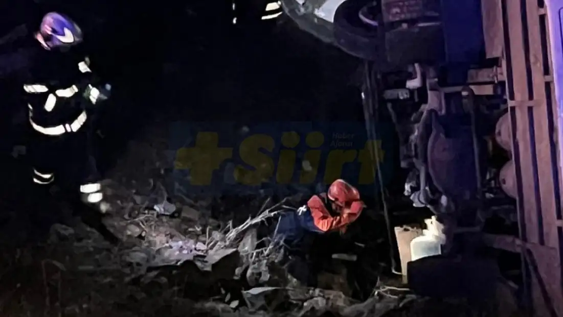Siirt’te maden işçilerini taşıyan otobüs uçuruma devrildi: 2’si ağır 15 yaralı