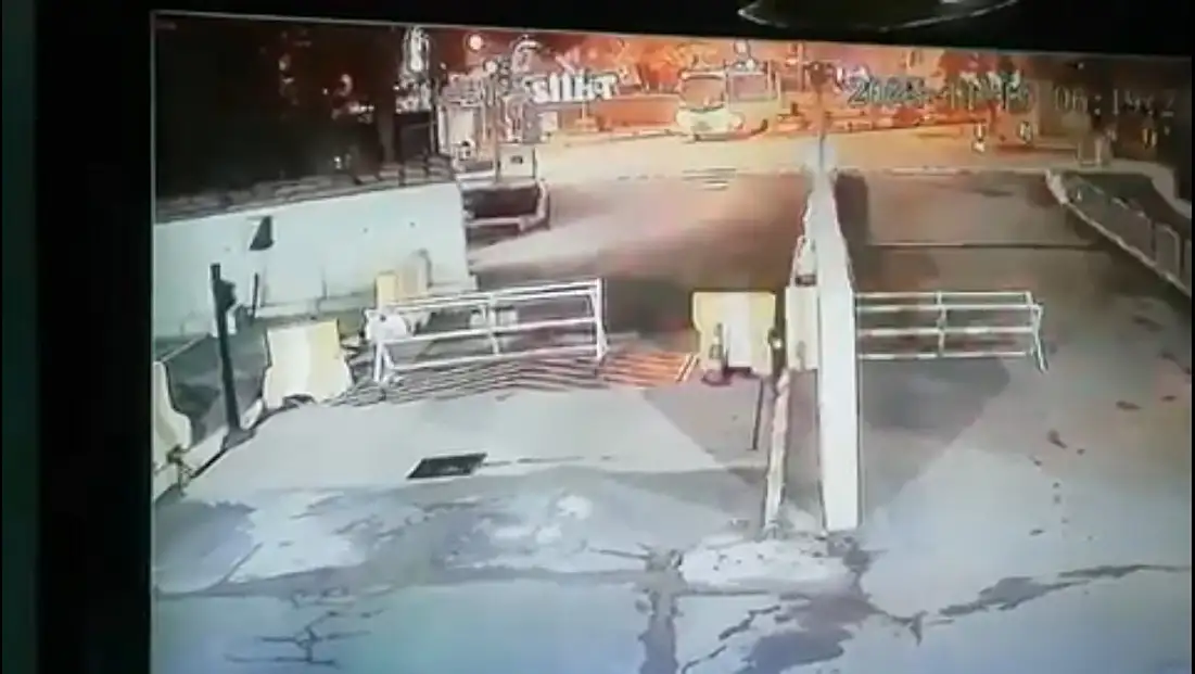 Siirt’te Motosiklet Sürücüsünün Hayatını Kaybettiği Kaza Kamerada