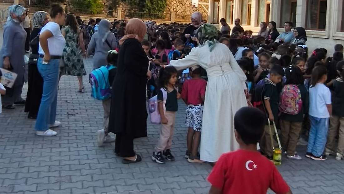 Siirt’te Yeni Eğitim Yılı Başladı: 92 Bin 300 Öğrenci Dersbaşı Yaptı