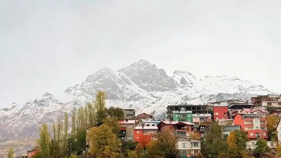 Şırnak’ta kar yağışı etkili oldu: Beytüşşebap beyaza büründü