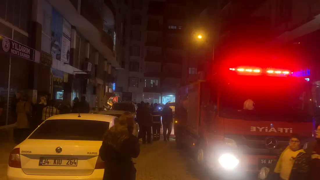 Son Dakika! Siirt’te Bina Yangını! Ekipler Olay Yerinde