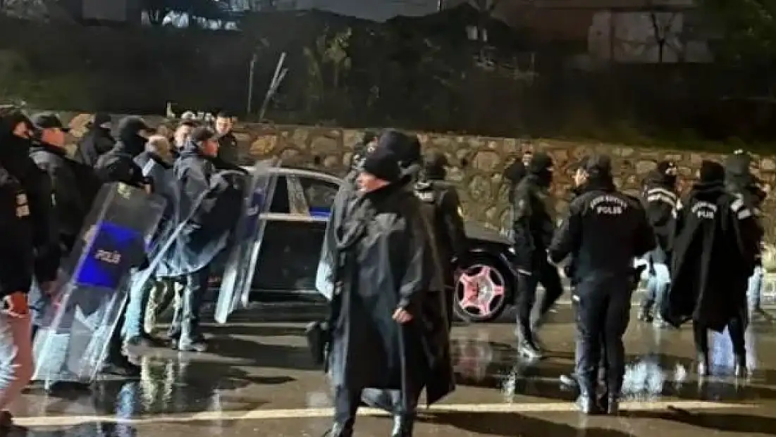 Trabzonspor Başkanı Ertuğrul Doğan’ın Aracına Saldırı Girişimi