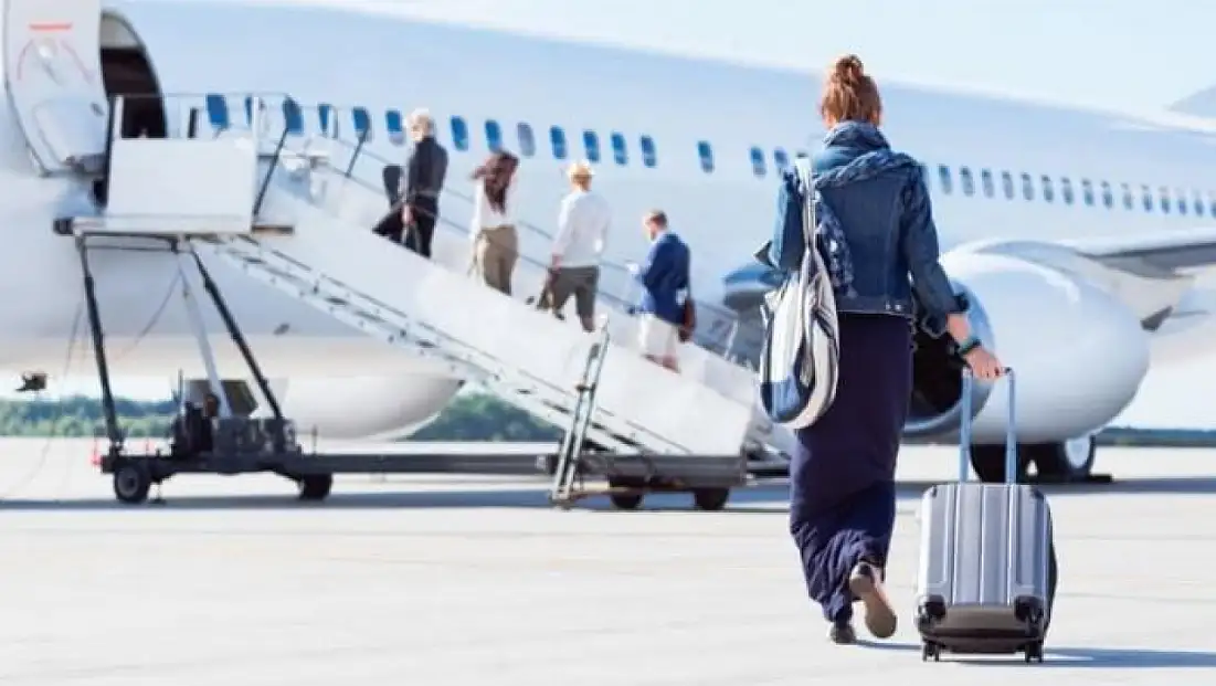 Uçak biletlerinde üst limit değişti: Ekonomi sınıfında yeni fiyatlar açıklandı