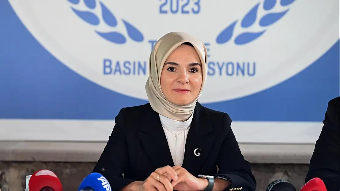 Bakan Göktaş: Çocuklara Sosyal Medya Düzenlemesinde Ülkemize Özgü Model Hazırlanıyor