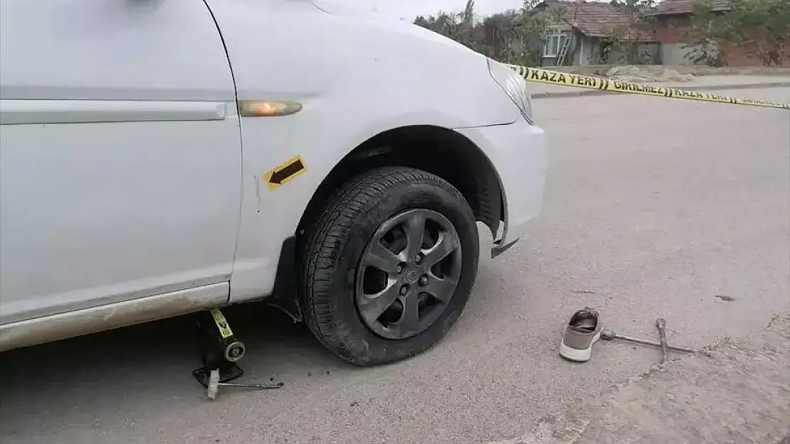 Bijon Anahtarı Başına Çarpan Sürücü Hayatını Kaybetti