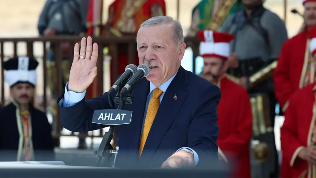 Cumhurbaşkanı Erdoğan: Belediyeleri aile çiftliğine çevirenler için artık deniz bitmiştir