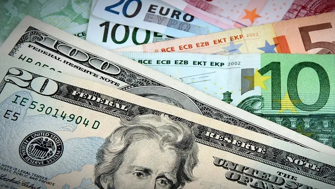 Dolar Yükselişte, Euro ve Sterlin Geriledi! İşte Güncel Dolar ve Euro Fiyatı