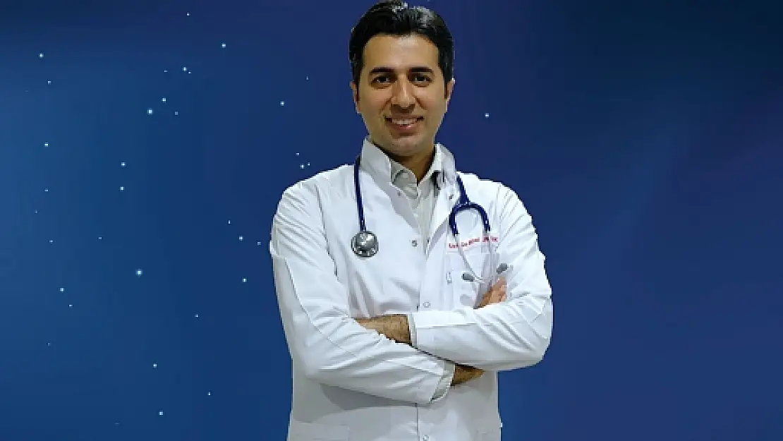 Dr.Bilal Altunışık, Covid-19'un Yeni Varyantı EG.5 (Eris) Virüsü Hakkında Bilgi Verdi