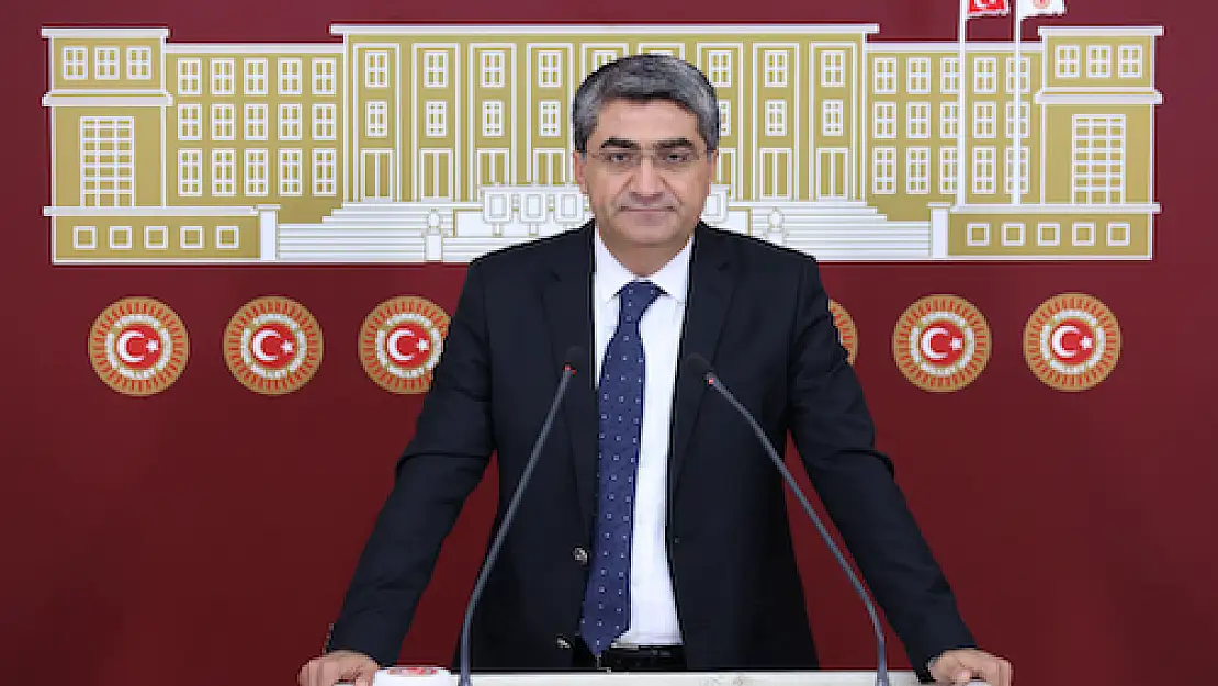 Ekmen'den Gündüz Kuşağı Yayınlarına Tepki