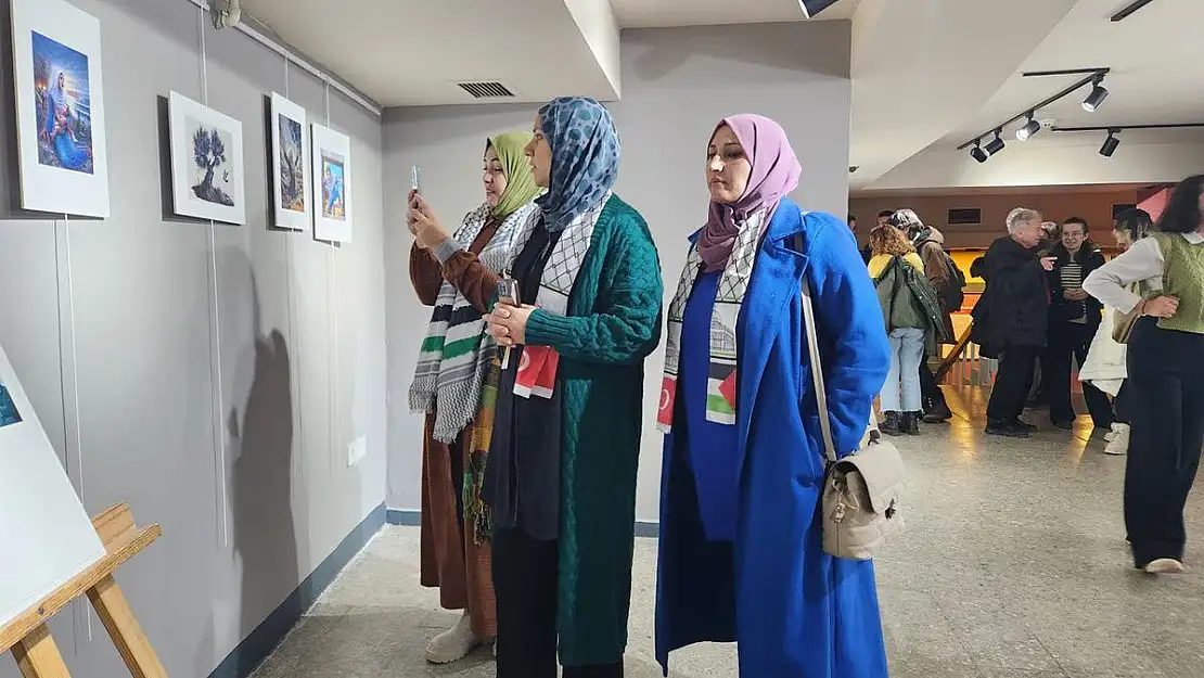'Filistin Halkı Direniyor' Sergisi Açıldı
