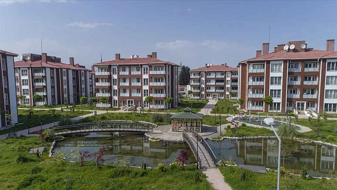 Genç Çiftlere ve Çok Çocuklu Ailelere Sosyal Konut Müjdesi!