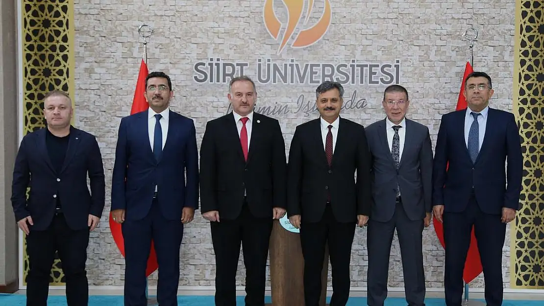 Harran Üniversitesi Rektörü Güllüoğlu'ndan Rektör Şındak'a Nezaket Ziyareti