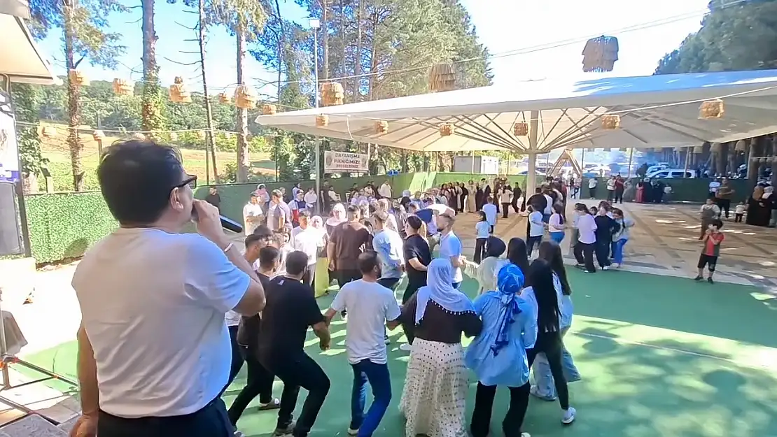 İstanbul'da Şirvan Sarazlılar Piknik Şenliğinde Buluştu
