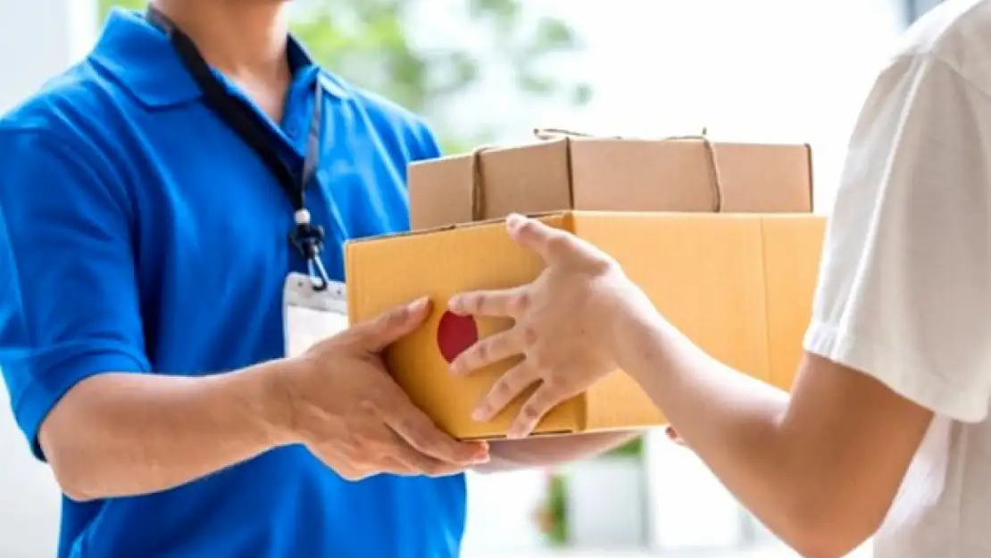 Kargo Kapıya Kadar Getirilmek Zorunda mı? Tüketicilerin Yeni Gündemi