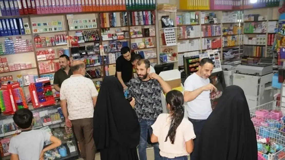 Kırtasiyelerde Hareketlilik!