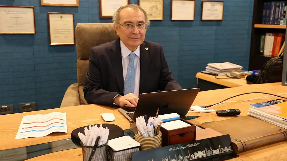 Prof.Dr.Nevzat Tarhan:  'Sevgi Karın Doyurmaz Demek Nankörlüktür'