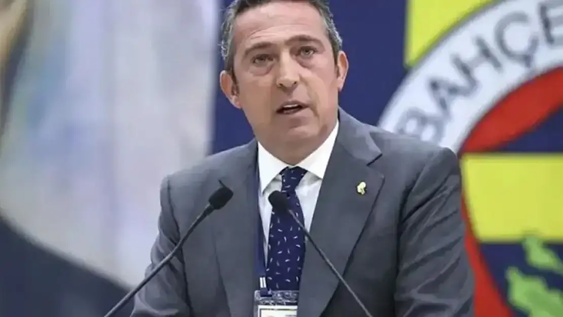 Resmi açıklamanın eli kulağında! Fenerbahçe, Yeni Teknik Direktörünü Bugün Açıklayacak
