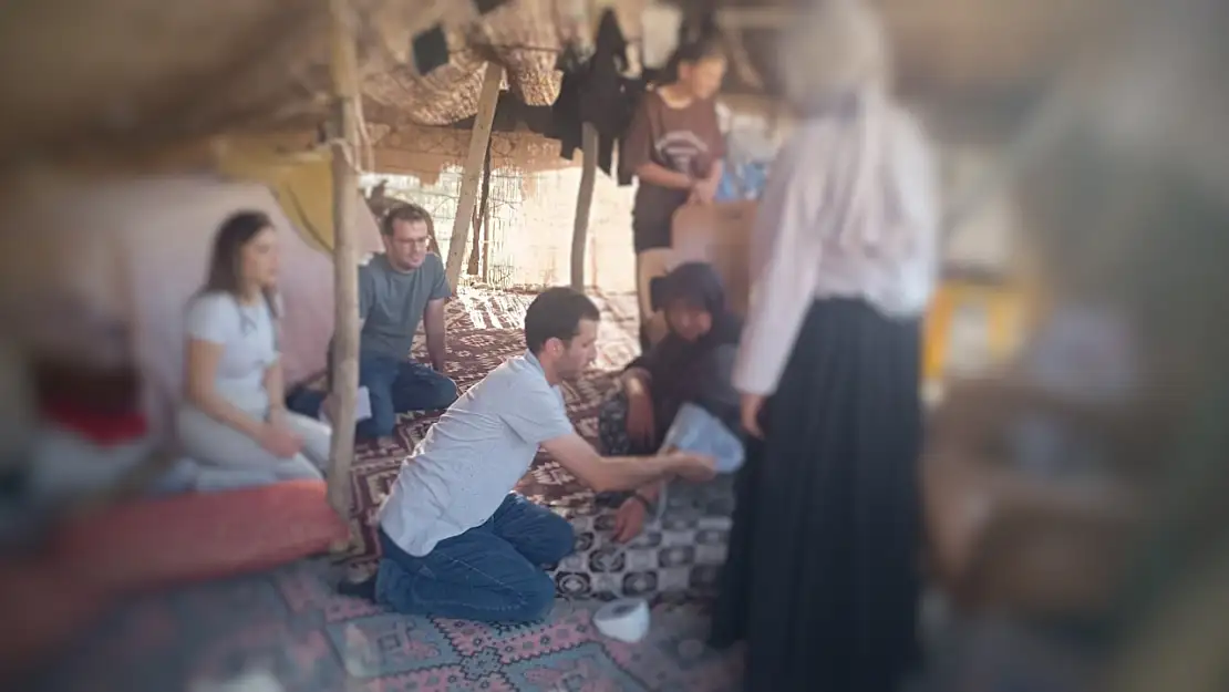 Sağlık Ekipleri Çemikari Yaylası'nda Koçer Vatandaşlarla Buluştu