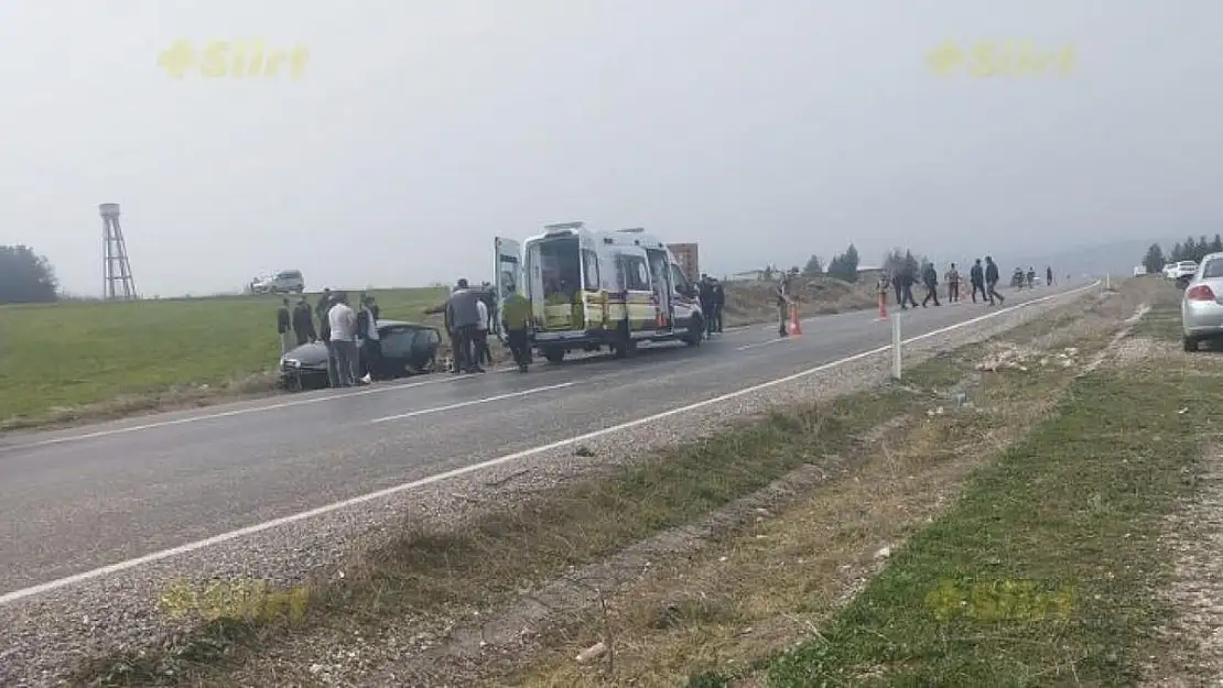 SİİRT-BATMAN KARAYOLUNDA KAZA: 1'İ AĞIR 5 YARALI