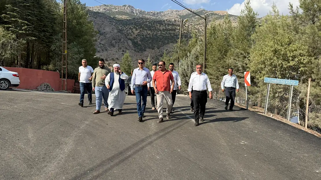 Siirt Baykan'da Grup Köy Yolu Çalışmaları Sürüyor