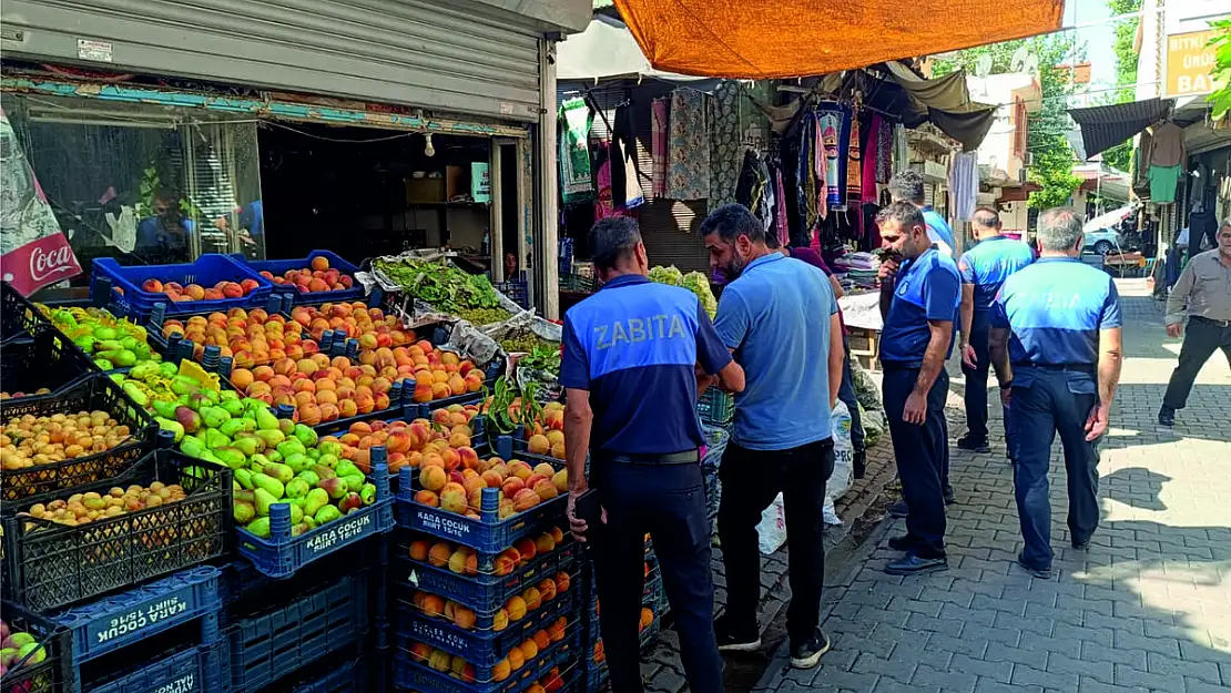 Siirt Belediyesi Zabıta Müdürlüğü'nden Kaldırım İşgali Denetimleri