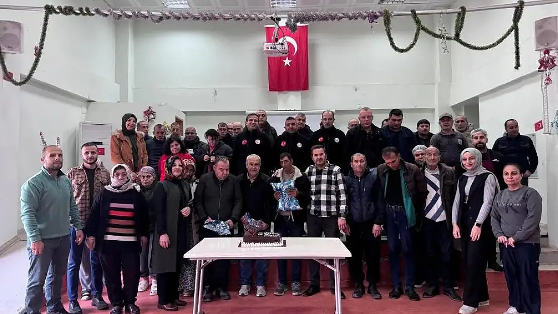 Siirt Engelsiz Yaşam Merkezi'nde Doğum Günü Sürprizi