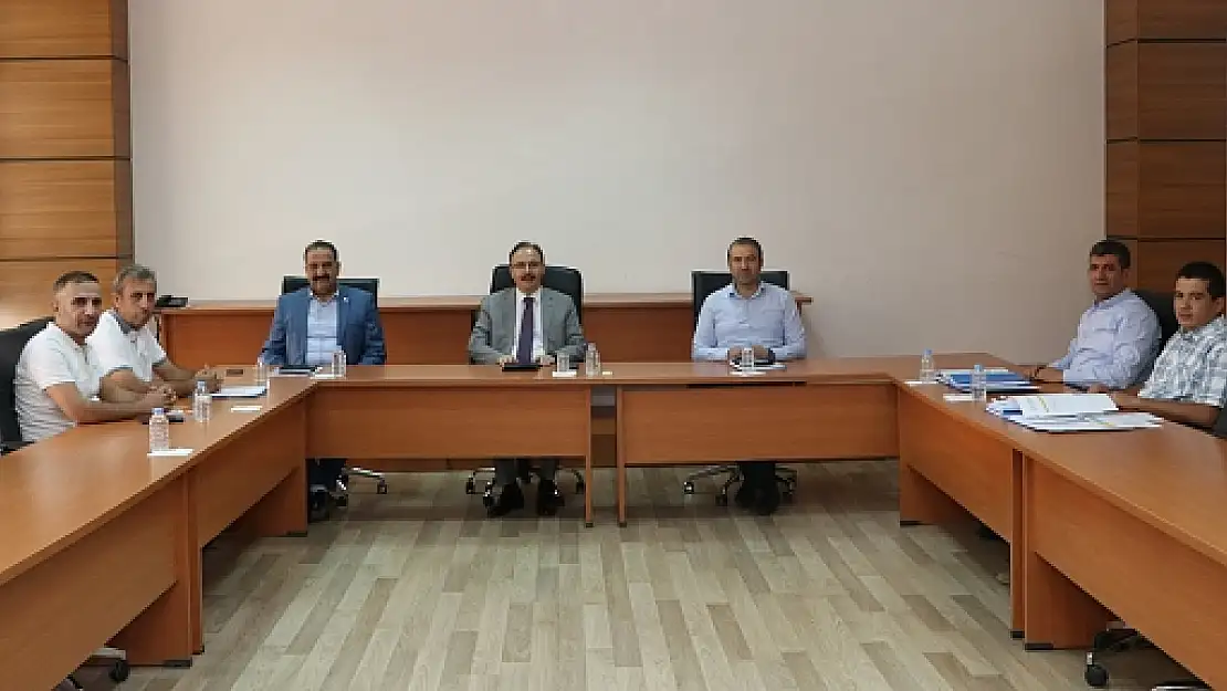 Siirt İl Özel İdarenin Yatırımları, Vali Kızılkaya Başkanlığında Görüşüldü