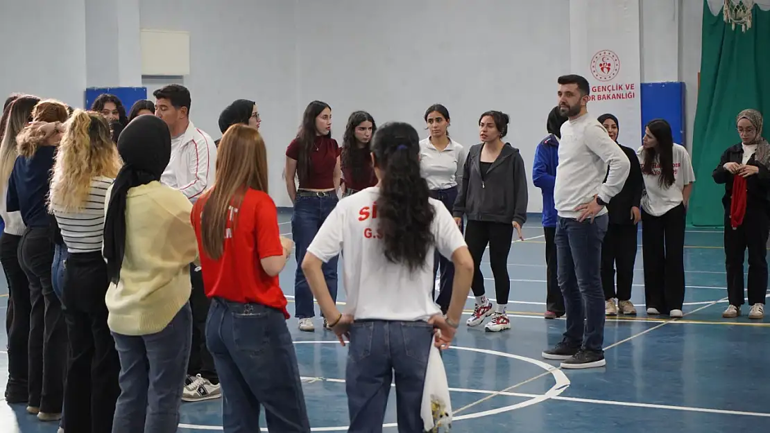 Siirt'in Sultanları Türkiye Şampiyonluğu İçin Hatay Yolunda