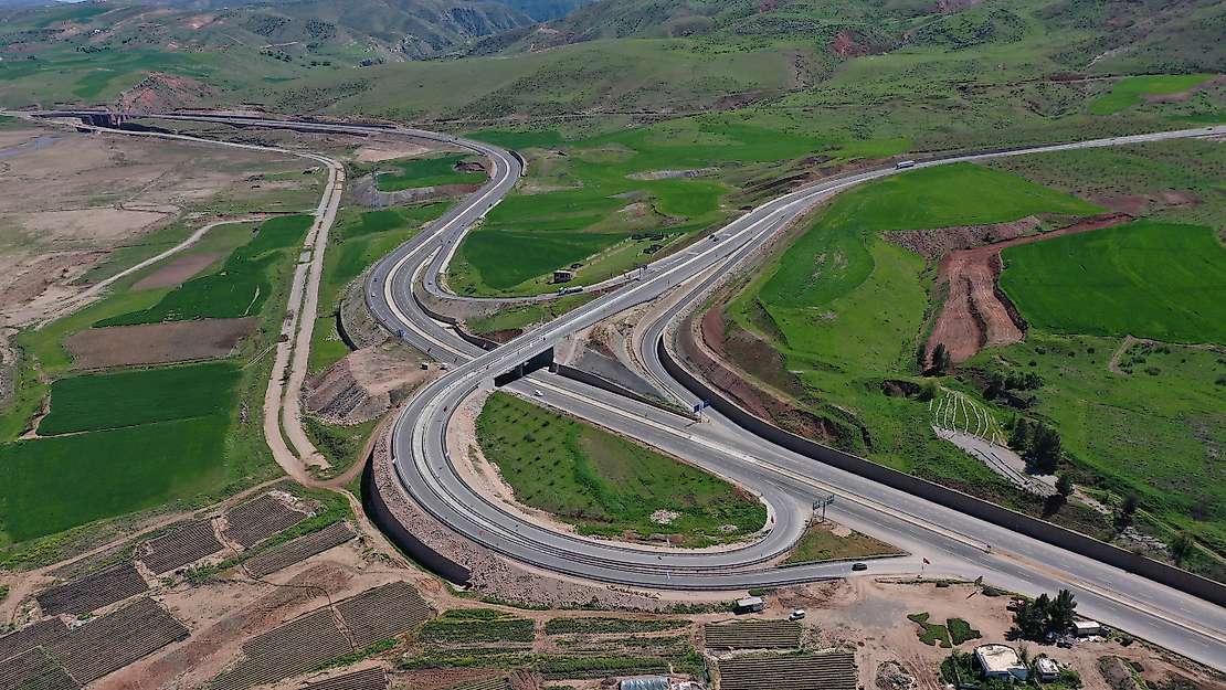Siirt-Kurtalan yolu havadan görüntülendi: Köprülü kavşağın ismini biliyor musunuz?