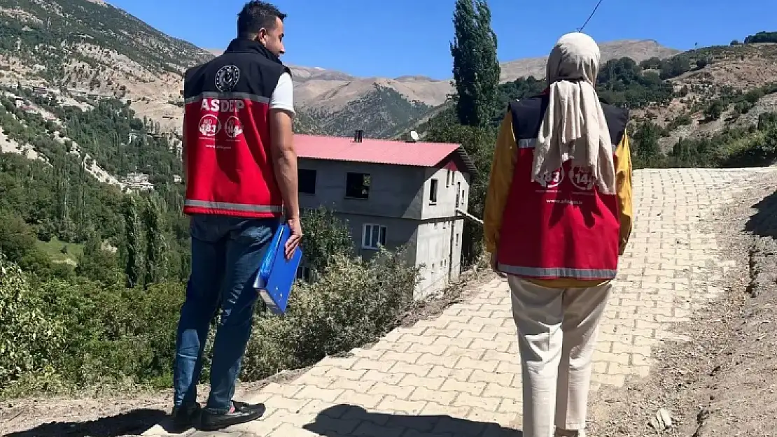 Siirt'te Evde Bakım Desteği Alan Aileler Sosyal Hizmetler Tarafından Ziyaret Edildi