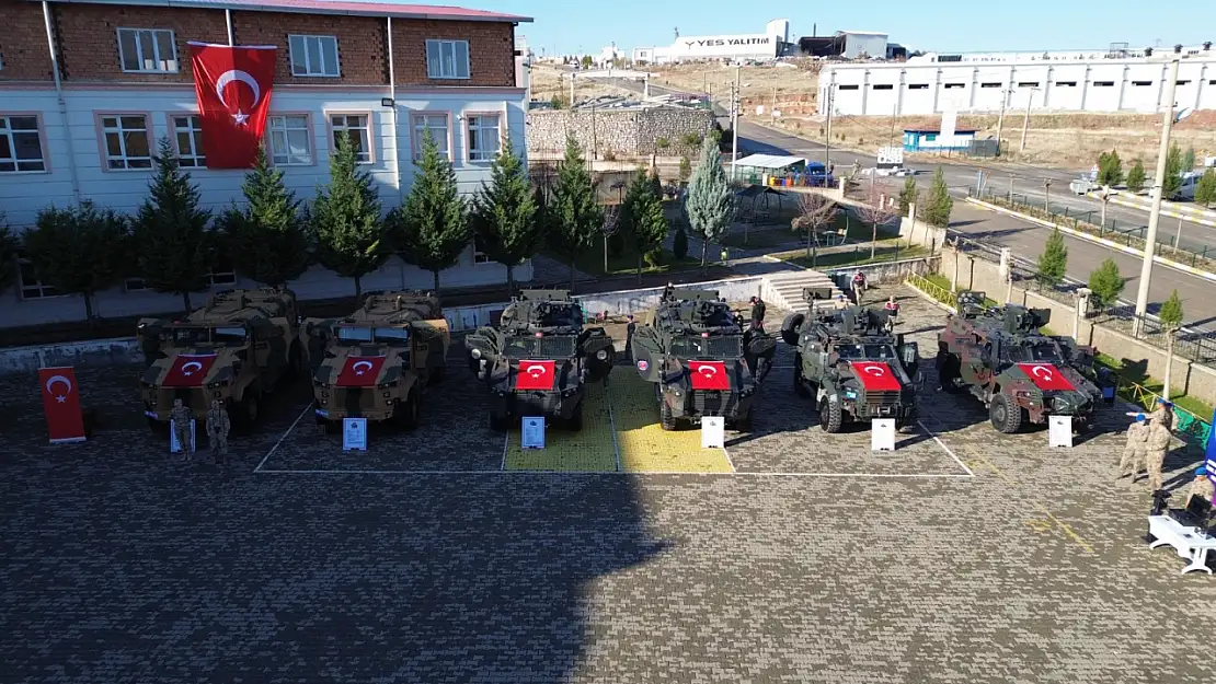 Siirt'te yerli malı haftasında yerli ve milli savunma sanayi ürünleri öğrencilere tanıtıldı